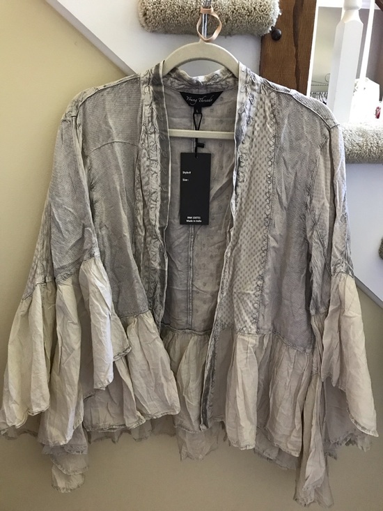 Young Threads Other - Young Hearts Women's Layered Gray & Cream Kimono Cardigan